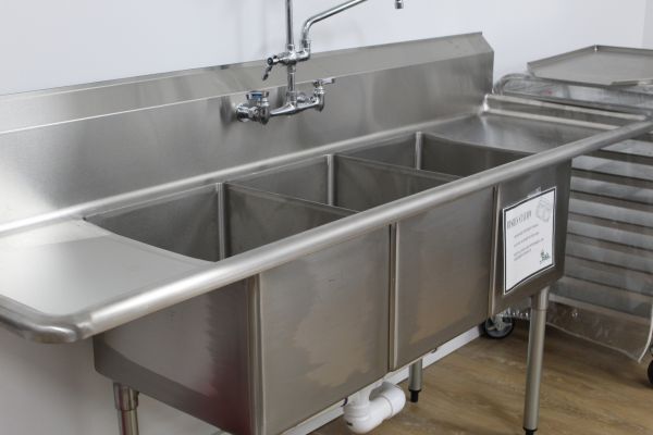Cost of Utility Sink Installation in Green Bay